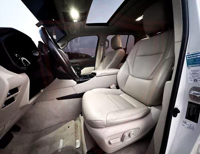 Toyota Land Cruiser GXR Toyota Land Cruiser | 3.5 L | 2022 | GCC | Accident-Free | In Excellent Condition | 3679 P.M-7