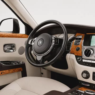 AED 309,950 CASH • Rolls-Royce Ghost  • 1 Year Warranty-7