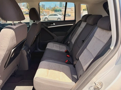 Volkswagen Tiguan SEL 2.0 TSI 4Motion 2014 GCC Specs With Service History In Perfect Condition-9
