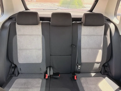 Volkswagen Tiguan SEL 2.0 TSI 4Motion 2014 GCC Specs With Service History In Perfect Condition-15