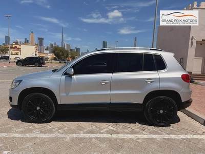 Volkswagen Tiguan SEL 2.0 TSI 4Motion 2014 GCC Specs With Service History In Perfect Condition-4