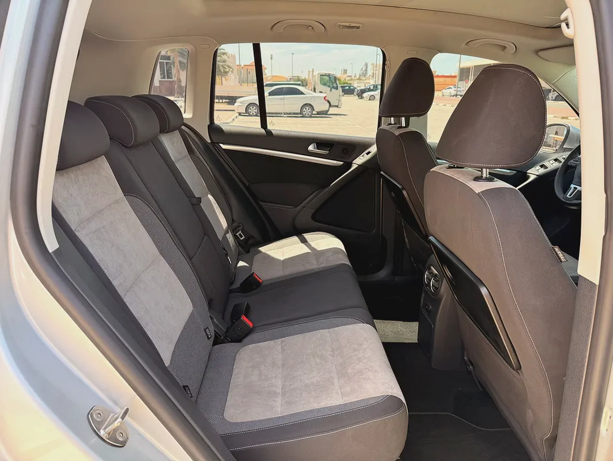Volkswagen Tiguan SEL 2.0 TSI 4Motion 2014 GCC Specs With Service History In Perfect Condition