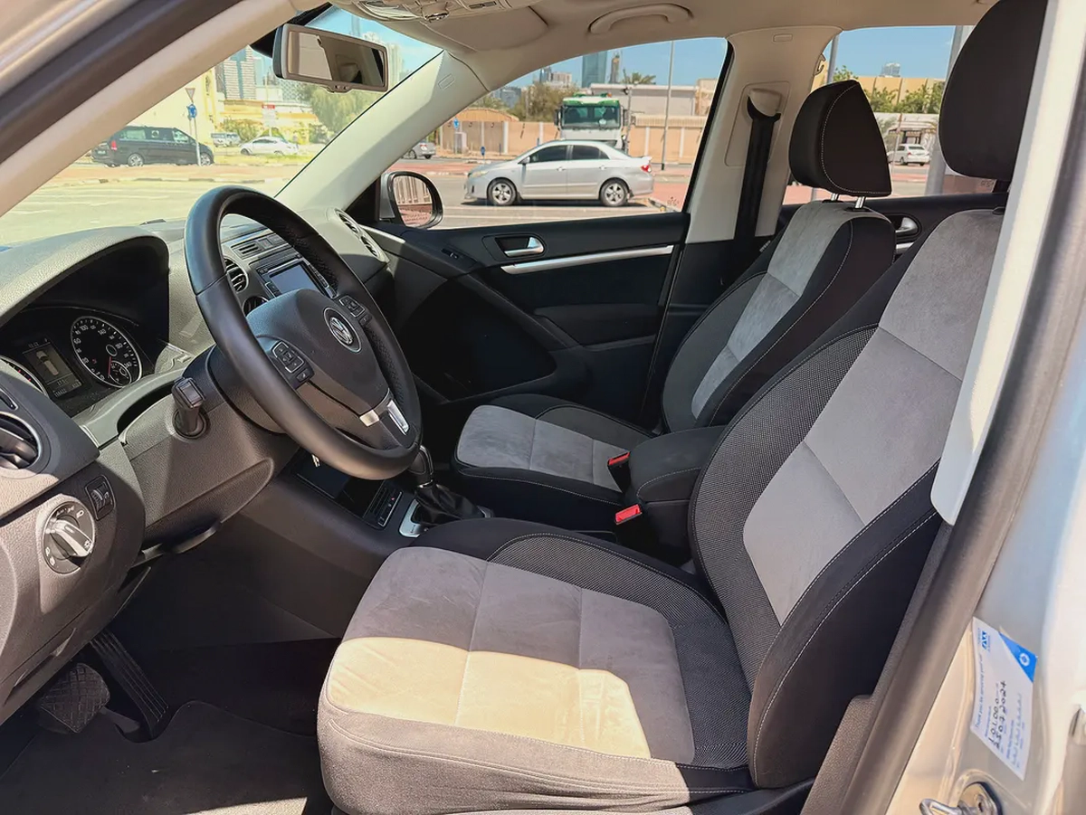Volkswagen Tiguan SEL 2.0 TSI 4Motion 2014 GCC Specs With Service History In Perfect Condition