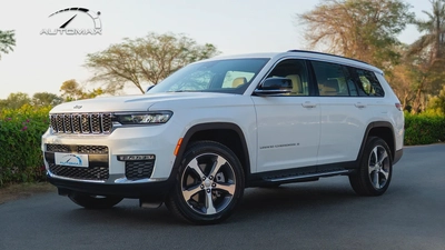 2025 Jeep Grand Cherokee L Limited Plus Luxury V6 3.6L 4X4 GCC 0Km With 3 Years Warranty Or 60k km-0