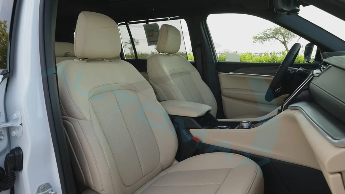 2025 Jeep Grand Cherokee L Limited Plus Luxury V6 3.6L 4X4 GCC 0Km With 3 Years Warranty Or 60k km-12-12
