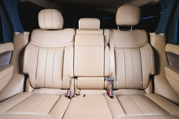 Land Rover Range Rover P530 HSE-GCC-Al Tayer 5 years Warranty-Only One Previous Owner-Land Rover FSH