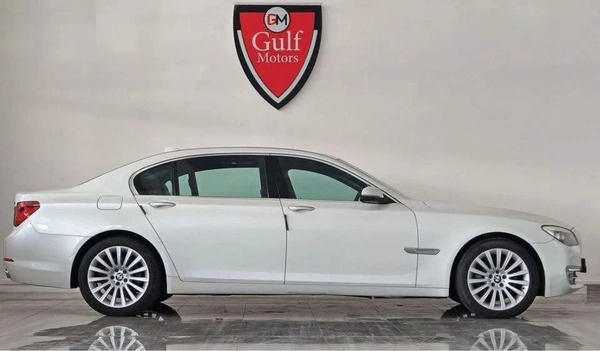 BMW 730Li 3L-6CYL FULL OPTION EXCELLENT CONDITION - VAT INCLUSIVE
