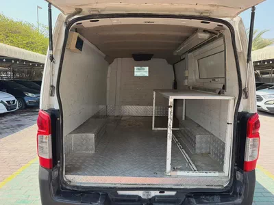 Nissan Urvan NV350 2020 GCC Specs - Reliable Commercial Van CHILLER-5