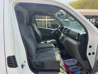 Nissan Urvan NV350 2020 GCC Specs - Reliable Commercial Van CHILLER-8