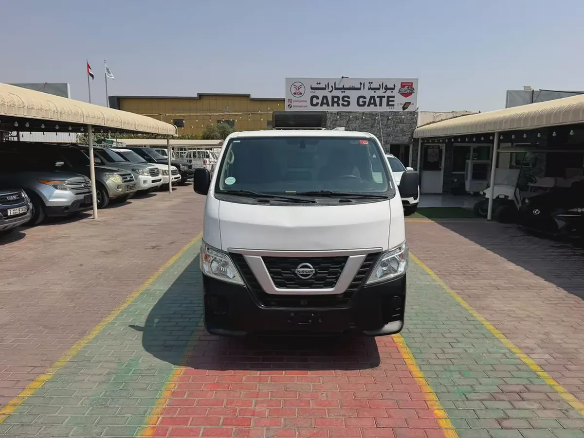 Nissan Urvan NV350 2020 GCC Specs - Reliable Commercial Van CHILLER-2-2