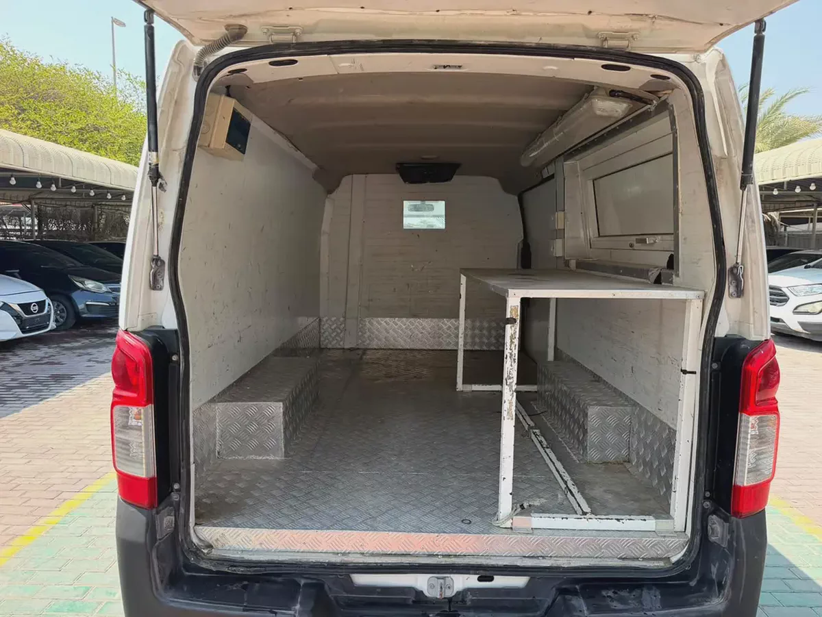 Nissan Urvan NV350 2020 GCC Specs - Reliable Commercial Van CHILLER-5-5