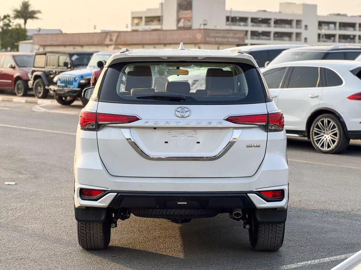Toyota Fortuner Fortuner 2.7L G - EXPORT ONLY - TOYOTA FORTUNER 2.7L G-4-0