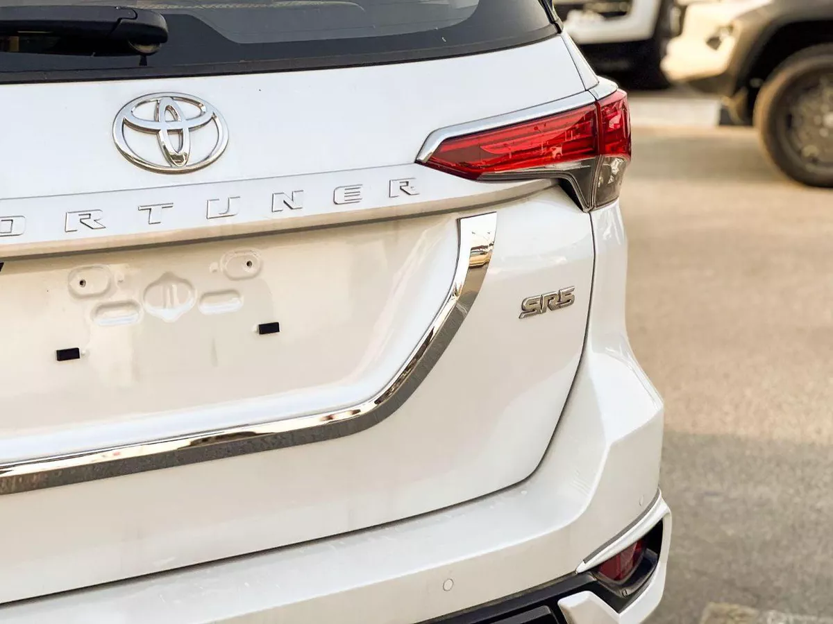 Toyota Fortuner Fortuner 2.7L G - EXPORT ONLY - TOYOTA FORTUNER 2.7L G-7-0
