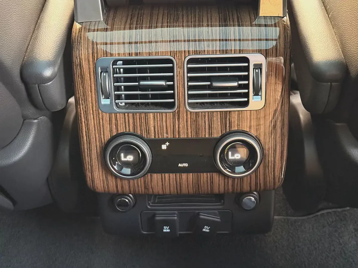 Land Rover Range Rover vogue 2018 GCC-13-13
