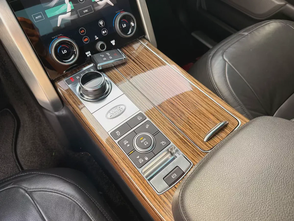 Land Rover Range Rover vogue 2018 GCC-14-14