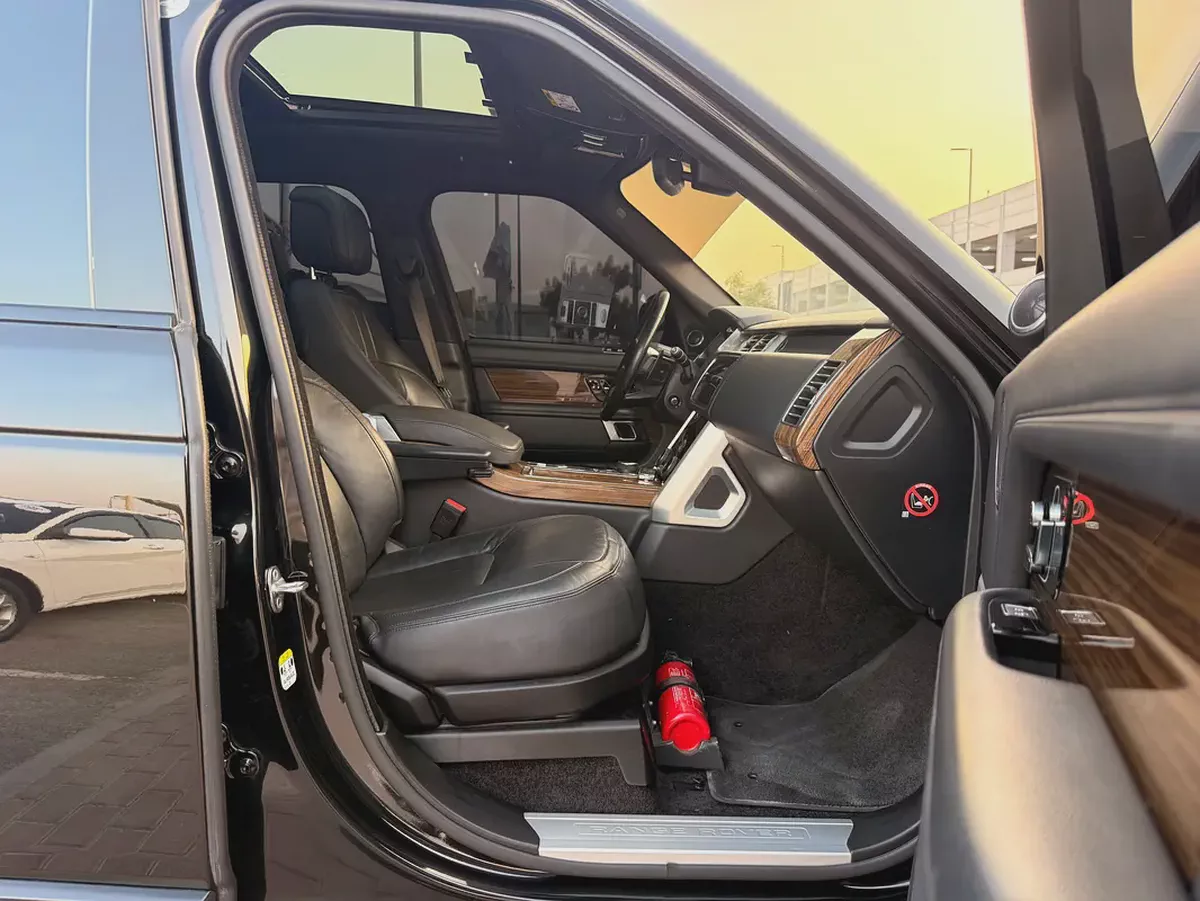 Land Rover Range Rover vogue 2018 GCC-8-8
