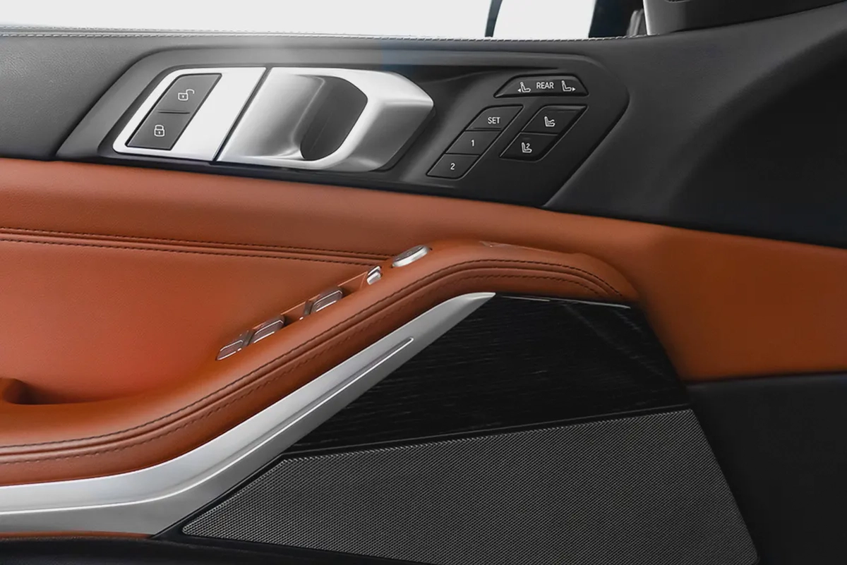 AED 7,285 / 60 months | 0% DP | 2025 BMW X7 40i M SPORT PRO / BMW Warranty  BMW Service Contrac