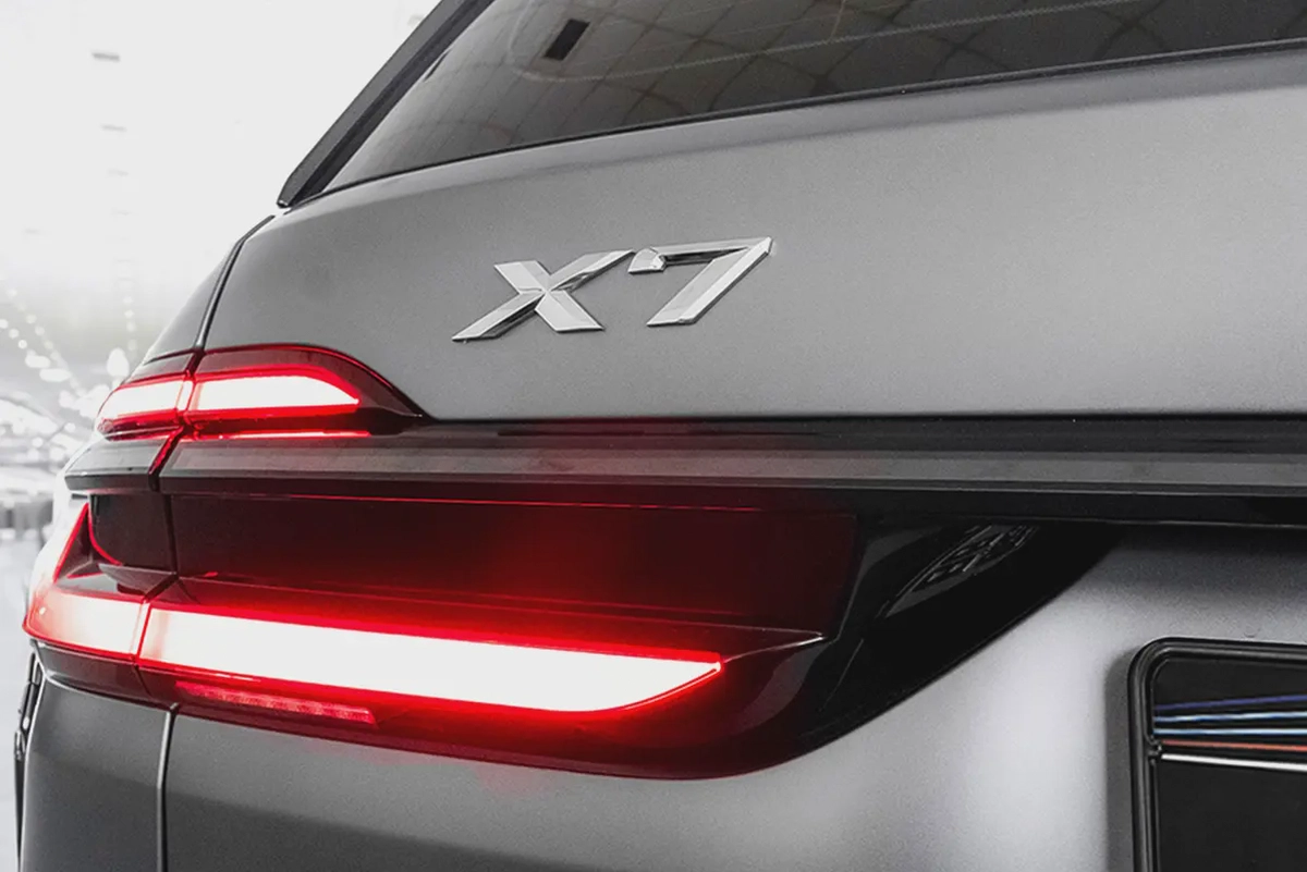 AED 7,285 / 60 months | 0% DP | 2025 BMW X7 40i M SPORT PRO / BMW Warranty  BMW Service Contrac