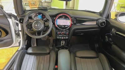 Mini Cooper S Gcc Specs Full Option 100% Original Paint Single Owner Under Warranty Well Maintained-8