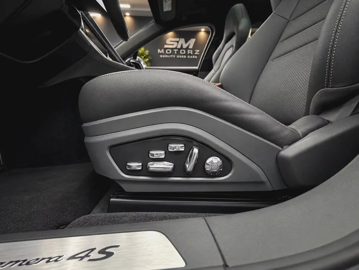 Huge Option | Porsche Serviced | Rare Color | Warranty | GCC-9-9