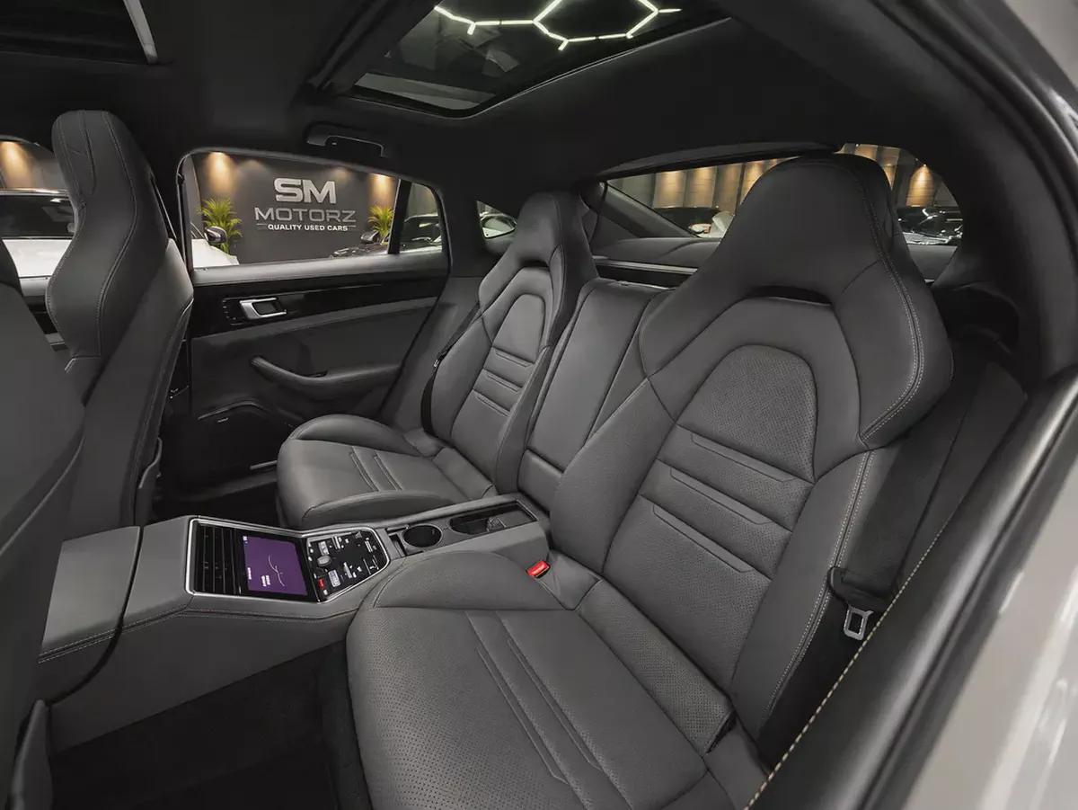 Huge Option | Porsche Serviced | Rare Color | Warranty | GCC-12-12
