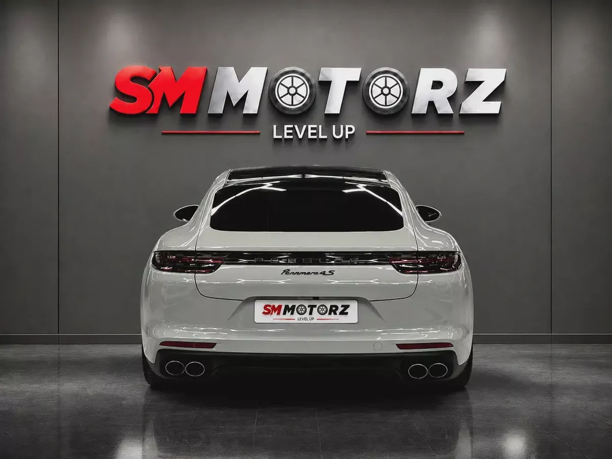 Huge Option | Porsche Serviced | Rare Color | Warranty | GCC-4-4
