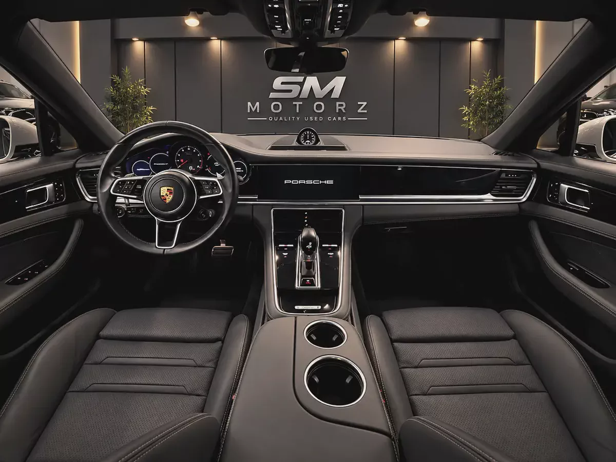 Huge Option | Porsche Serviced | Rare Color | Warranty | GCC-6-6