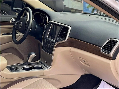 2017 Jeep Grand Cherokee Exclusive - GCC Specs | Original paint-3