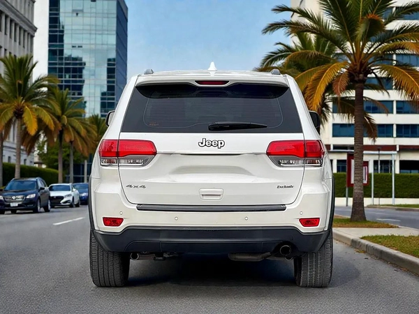 2017 Jeep Grand Cherokee Exclusive - GCC Specs | Original paint