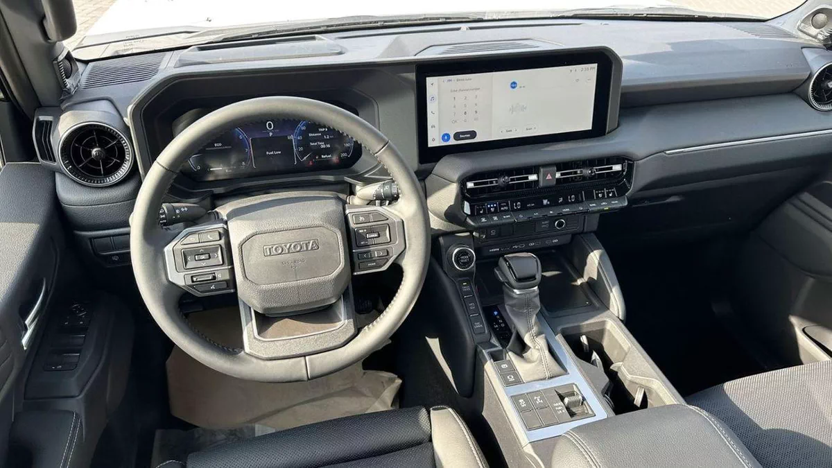 Toyota Prado VXR 2.4L V4 PETROL / FULL OPTION / 360 CAMERA WITH HEAD UP DISPLAY / 2026 ONLY FOR AFRICA-14-0