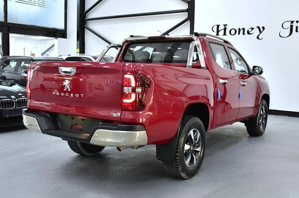 Peugeot Landtrek 4WD ( 2023 Model ) in Red Color GCC Specs