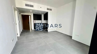 Brand new one bedroom for rent in tiraz 8 for 55,000 AED yearly-6