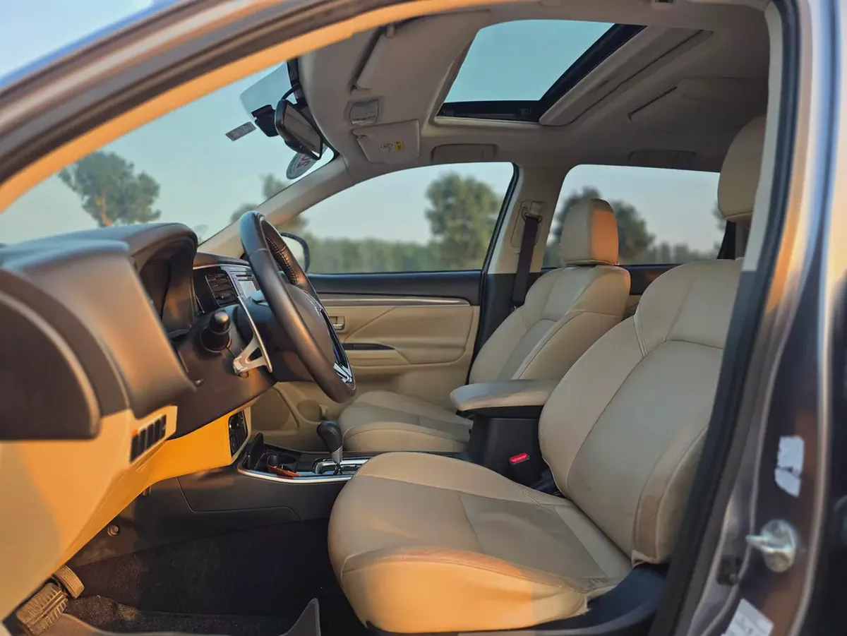 2019 Mitsubishi Outlander High Line GCC Specs-14-14