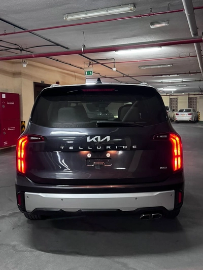 KIA TELLURIDE, S - 2025 like New low mileage 13,000km-8