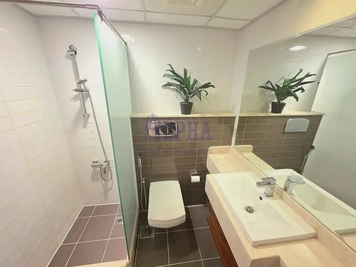 Spacious 2BR Unfurnished Apartment | Pacific Tonga-5-5
