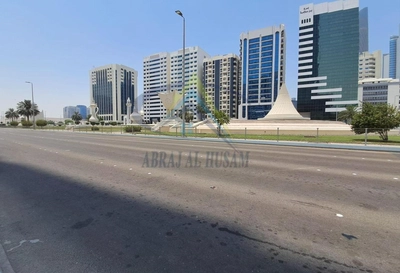 WHOLE BUILDING FOR SALE IN M-10, MUSSAFAH INDUSTRIAL AREA-0