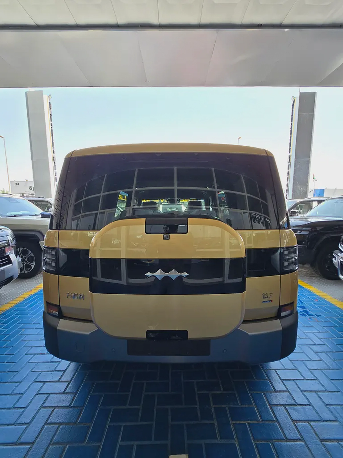 BYD Leopard Titanium 7 4WD Ultra 2025 - Brand New - Chinese Specs-3-3