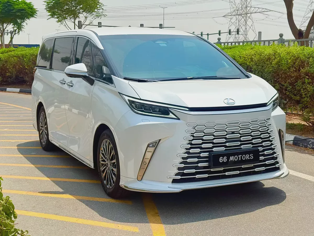 2024 Lexus LM 350h 7-Seater