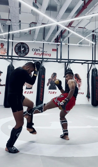 Elite Boxing and Kickboxing training-3