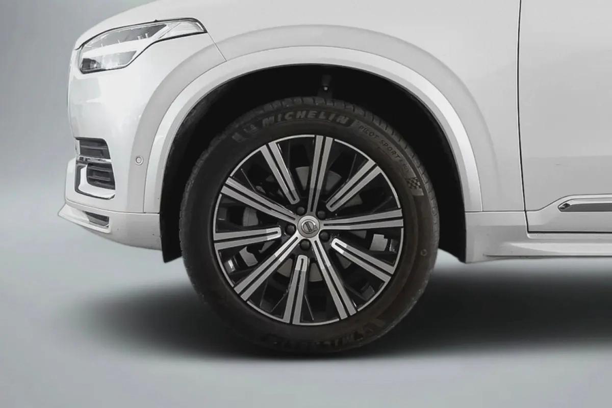 4,145 AED / 60 months / 0% DP | 2024 Volvo XC90 B6 Ultimate Bright / Volvo Warranty Service Co