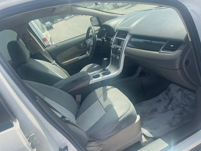 Ford Edge 2013 white color GCC calen car-11