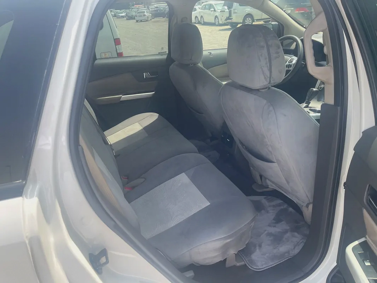 Ford Edge 2013 white color GCC calen car-3-3