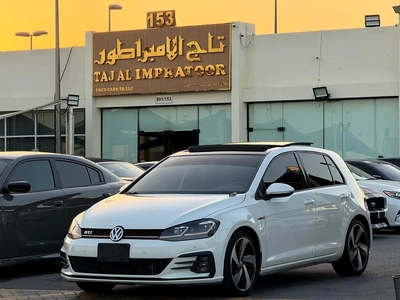 جولف GTI موديل 2019 خليجى بانوراما قل اوبشن صبغ الوكاله مفتاحين الوكاله-0