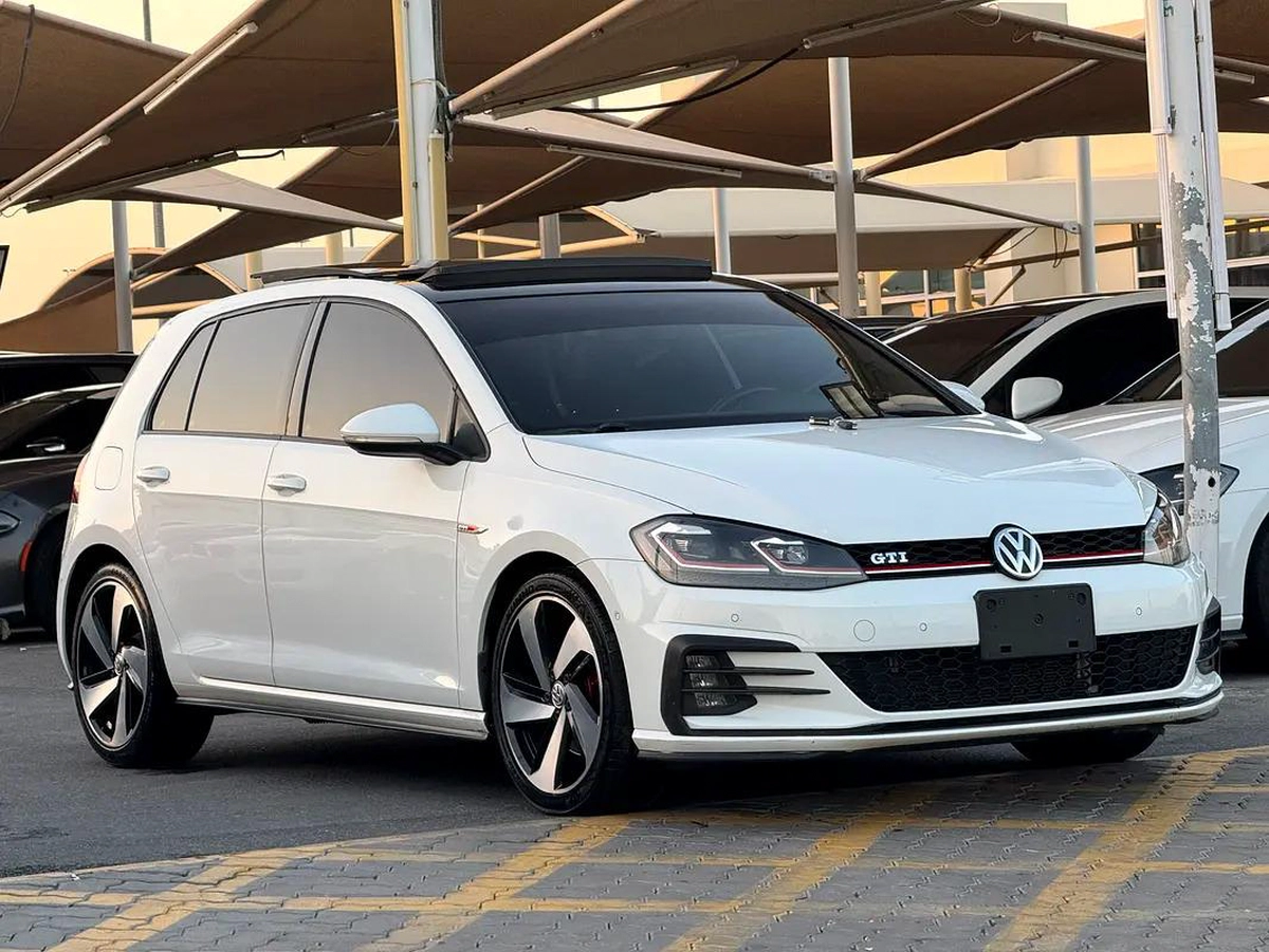 جولف GTI موديل 2019 خليجى بانوراما قل اوبشن صبغ الوكاله مفتاحين الوكاله-14-14