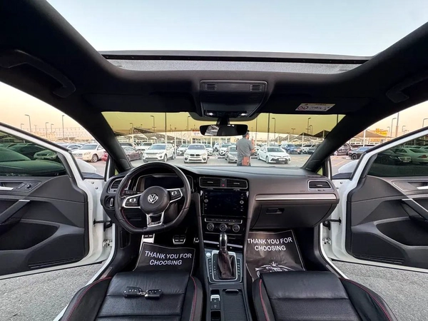 جولف GTI موديل 2019 خليجى بانوراما قل اوبشن صبغ الوكاله مفتاحين الوكاله
