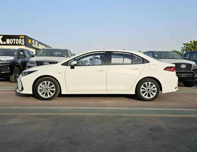Toyota Corolla ELITE HYBRID / LEATHER SEATS / PUSH START /DVD+ CAMERA/SUNROOF (CODE#HYBRID ELITE)-6