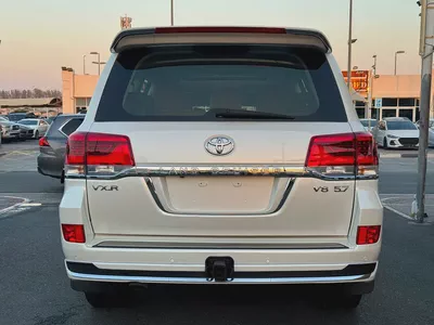 تويوتا لاند كلوزر Toyota Land Cruiser VXR 2016 GCC Specs-3