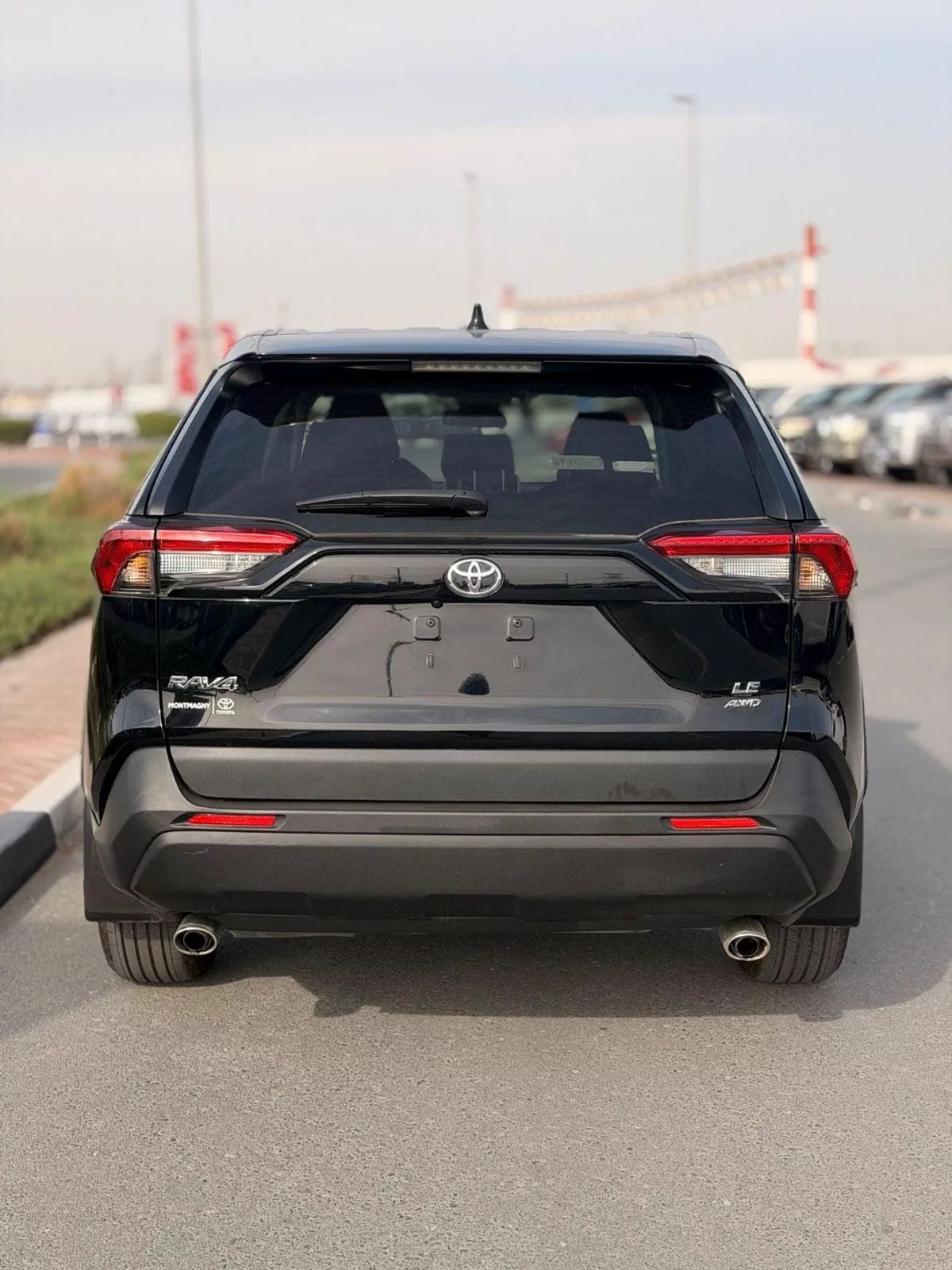 Toyota RAV4 LE RAV4 2.5L 4WD 2024-2-0