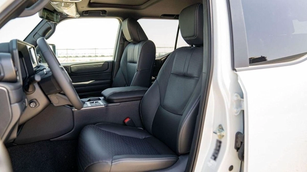 Toyota Prado 250 2.8D AT FIRST EDITION MY2025 –WHITE