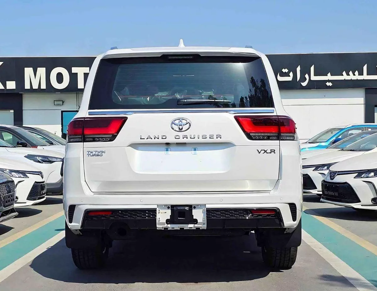 Toyota Land Cruiser VXR LC300 TWIN TURBO | 3.3L DIESEL V6 | LEATHER | SUNROOF | FULL OPTION (CODE#LCDVXRHA)-3-0